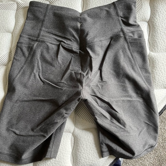 Powersoft bike shorts with pockets..Tag cut-Read description! - Picture 2 of 5